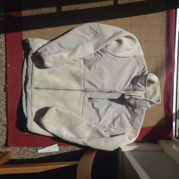 Woman's north face