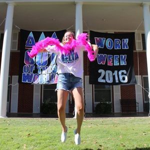 Meet your Posher, Caroline