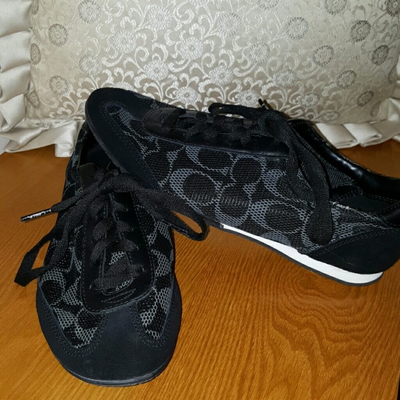 COACH TENNIS SHOES