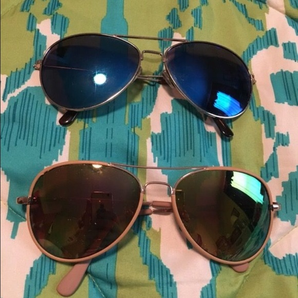 Reflective aviator like sunglasses