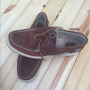 Dark brown Sperry