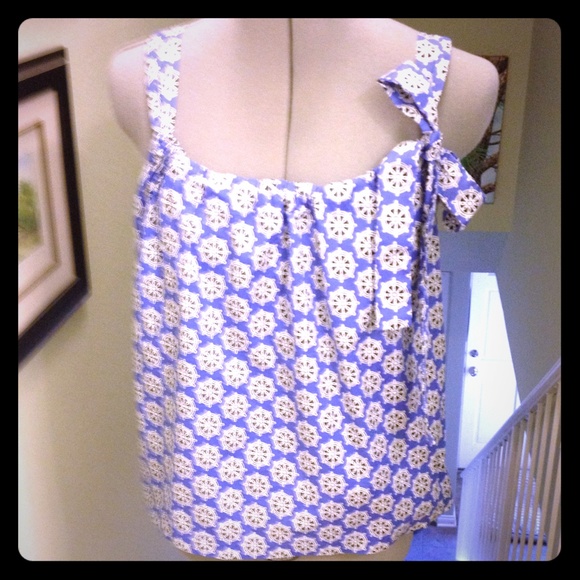 Sleeveless Jaclyn Smith Summer Top