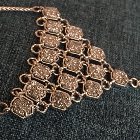 Abigail hand chain in platinum drusy - Picture 4 of 4