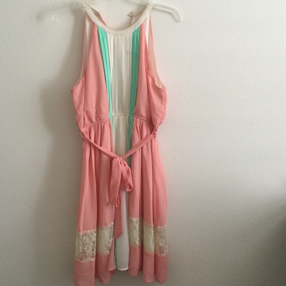 Beautiful dress!
