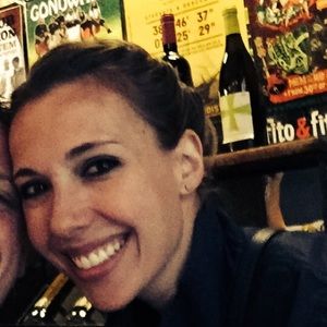 Meet your Posher, Sarits