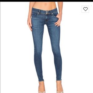 Like new Hudson Collin Midrise skinny jean; sz 28
