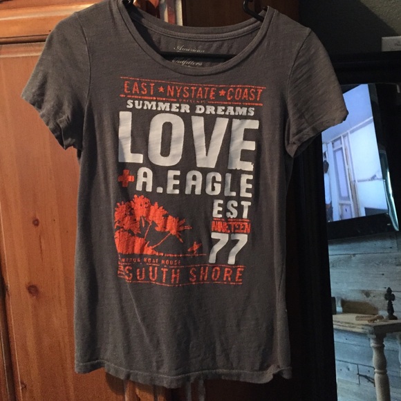 American Eagle shirt