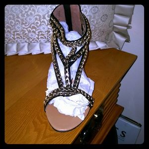 CUTE SUMMER WEDGE HEELS