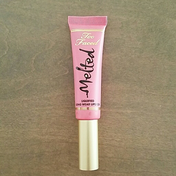Top Faced melted lipstick in Peony