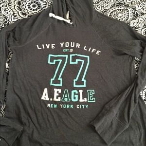 American Eagle long sleeve shirt w/ hood