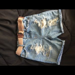 DIY distressed toddler jeans!