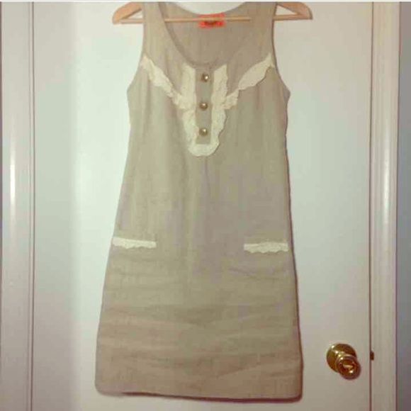 Juicy Couture beige linen lace bib shift dress. 2
