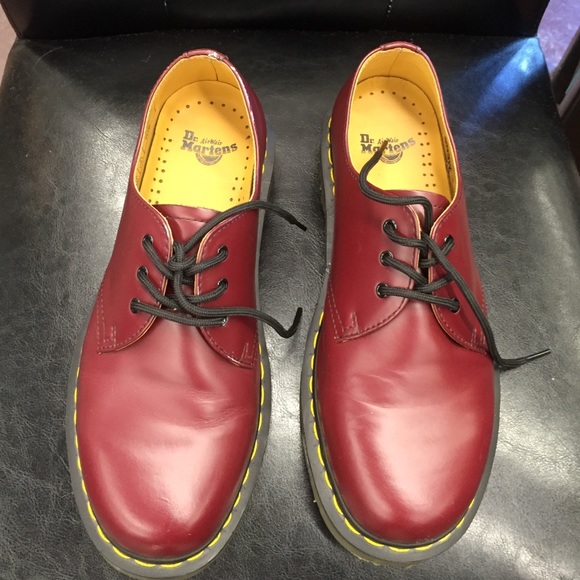 OX blood women's 8 3 hole doc