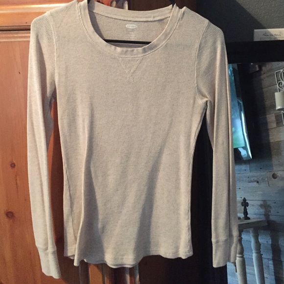 tan long sleeve shirt