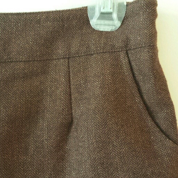 Brown and Burgundy tweed shorts - Picture 2 of 4