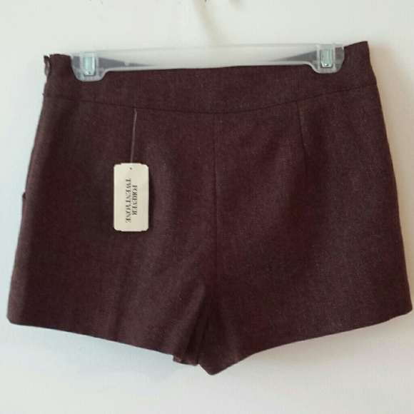 Brown and Burgundy tweed shorts - Picture 3 of 4