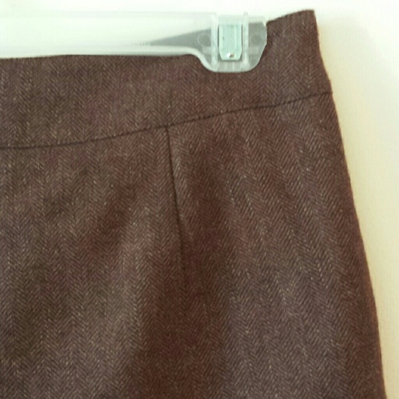 Brown and Burgundy tweed shorts - Picture 4 of 4