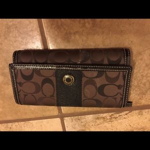 Coach wallet