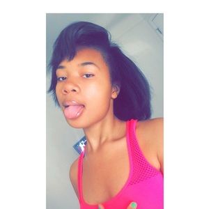 Meet your Posher, Meisha