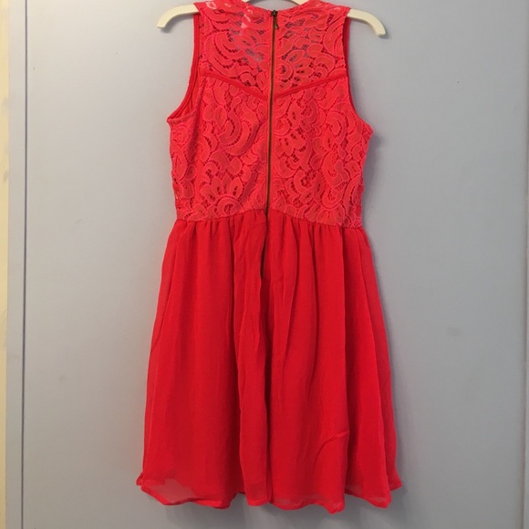 Lace and tulle dress❤️ - Picture 2 of 3