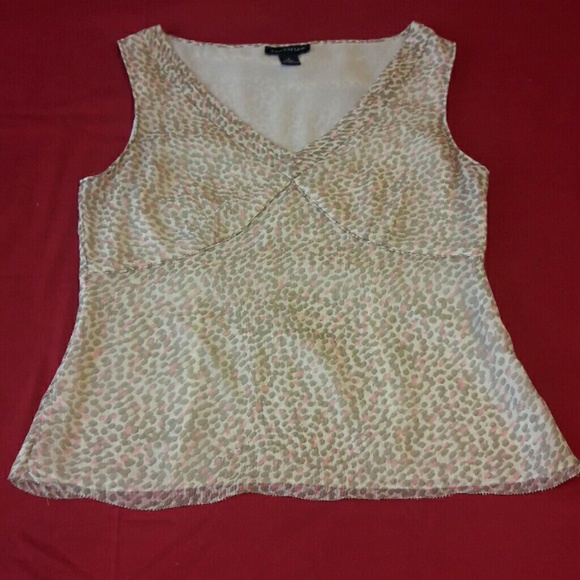Lovely sleeveless blouse - Picture 1 of 1
