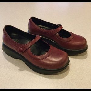 Dansko burgundy Mary Jane shoes. Really cute.