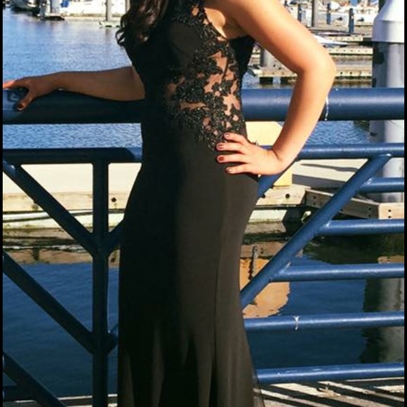 Beautiful black lace prom dress