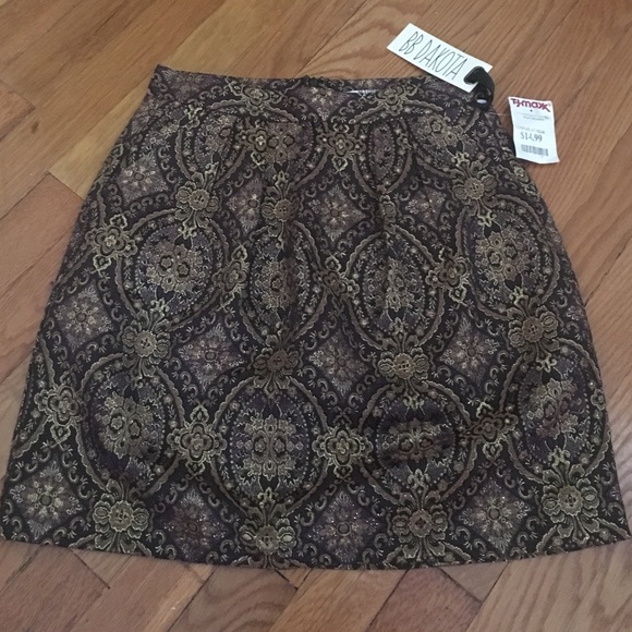 BB Dakota purple black tan and gold skirt