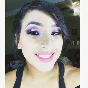 Meet your Posher, Ariela