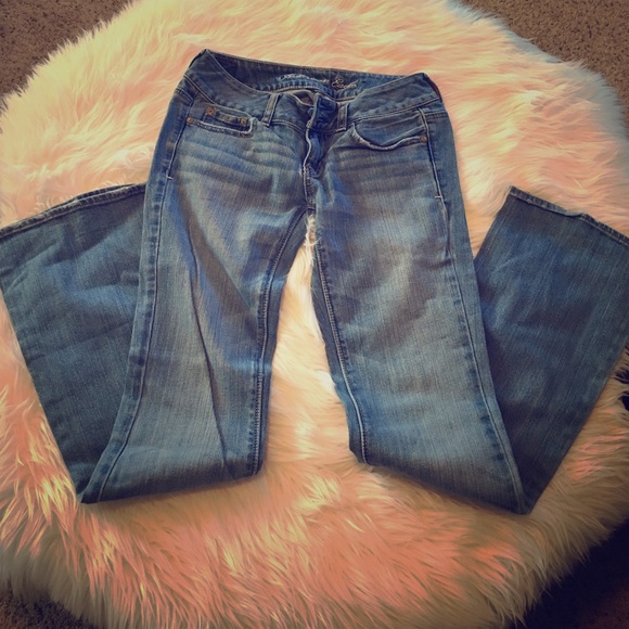 Jeans - Picture 1 of 3