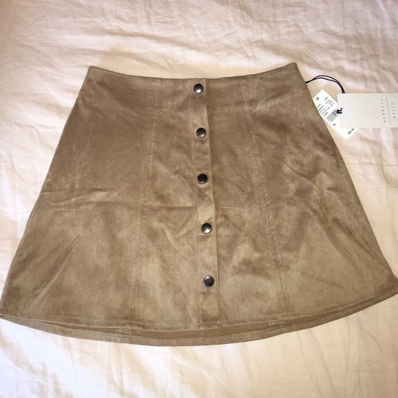 NWT Kendall & Kylie suede skirt