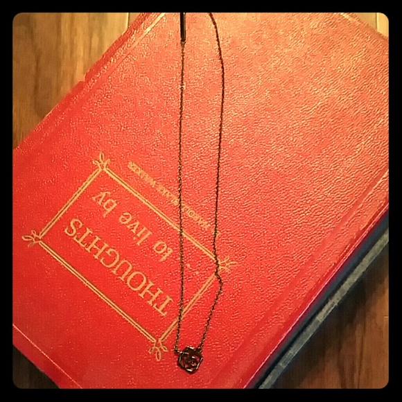 Kendra Scott Necklace