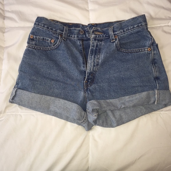 Vintage distressed high waisted shorts