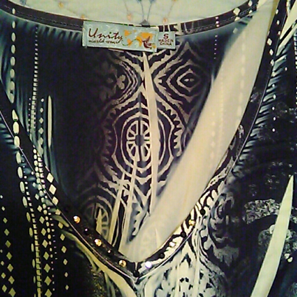 Dress - Picture 2 of 4
