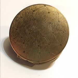 Vintage Stratton powder compact