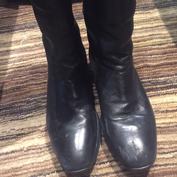 Prada boots! - Picture 3 of 4
