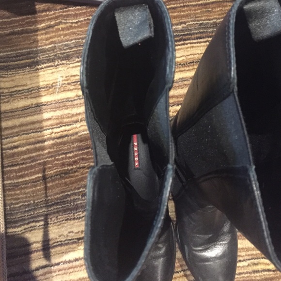 Prada boots! - Picture 4 of 4