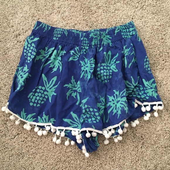 Pom Pom Shorts