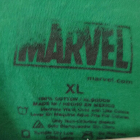 Marvel T-Shirt - Picture 2 of 2