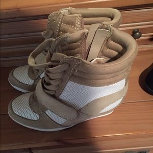 Women's Vera Wang Wedge Sneaker
