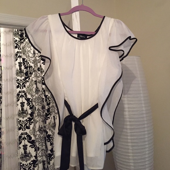 White and black chiffon designer blouse - Picture 1 of 3