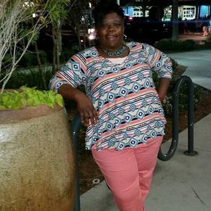 Meet your Posher, Alicia