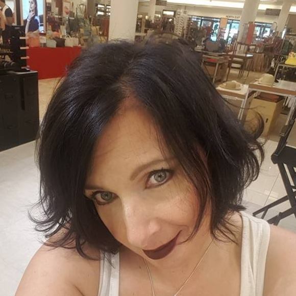 Meet your Posher, Kim - Picture 1 of 1