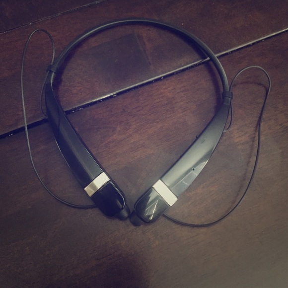 Head phones