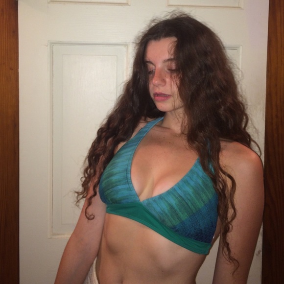 Athelta bathing suit top