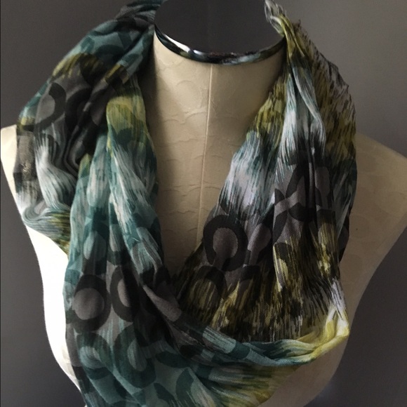 Coach Accessories - Coach Opt Art Infinity Scarf