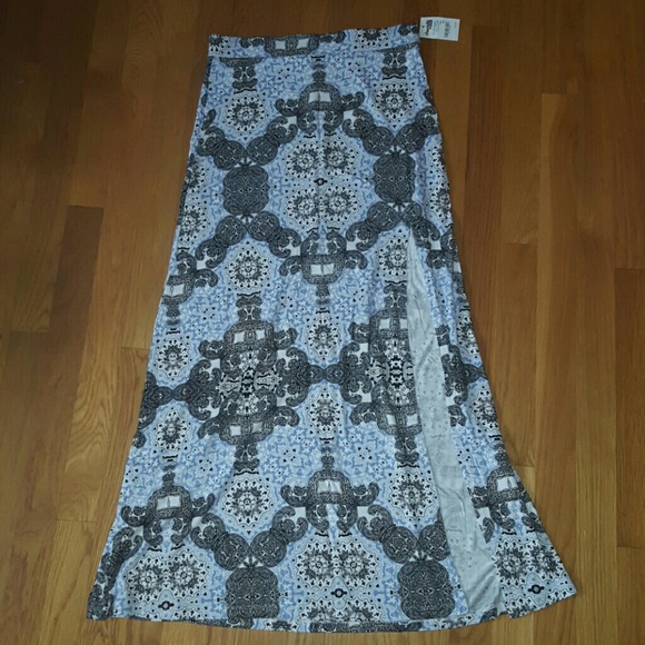 Charlotte Russe maxi skirt with slit