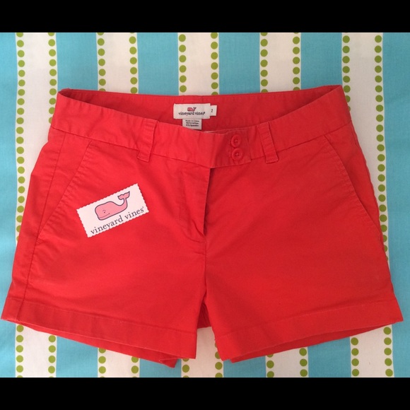 Vineyard Vines Dayboat Size 2 red shorts