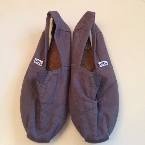 Tom's Size 8.5