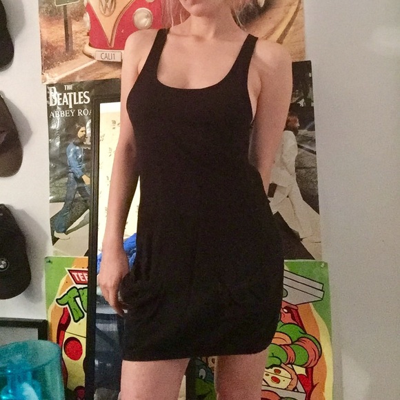 ❌DONATED❌ H&M Basic Black Dress - Picture 3 of 4